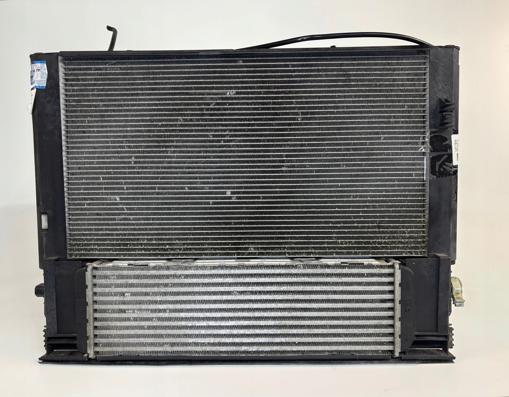 фото №1, Bmw f30 325xd комплект радіатор