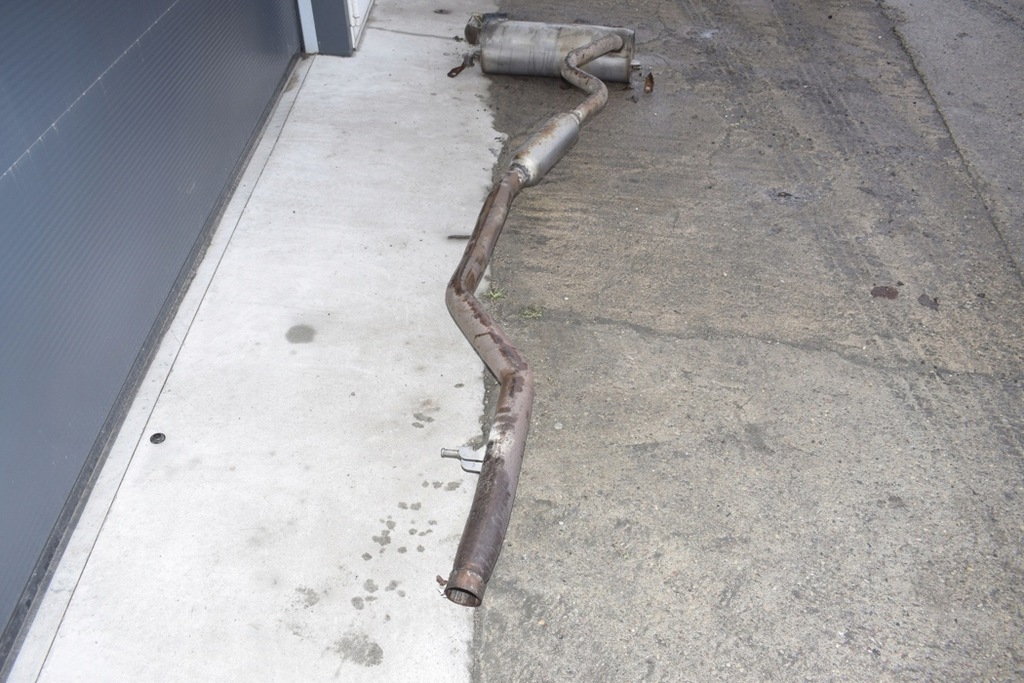 фото №10, Гаситель bmw 2 coupe f22, f87 7630750 2.0l бензиновый 135kw 2014