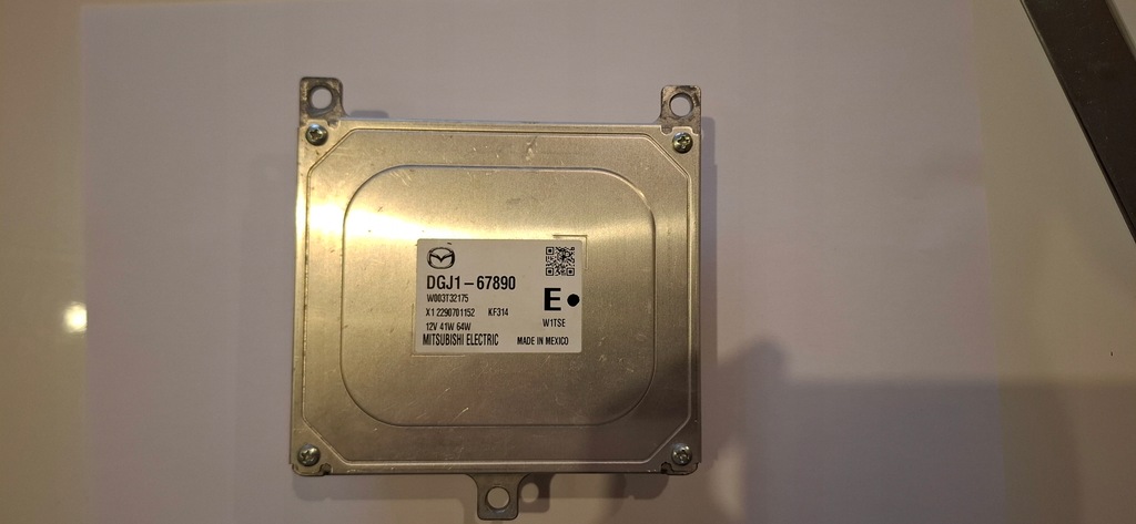 фото №1, Mazda cx-30 преобразователь лампы full led модуль dgj1-67890