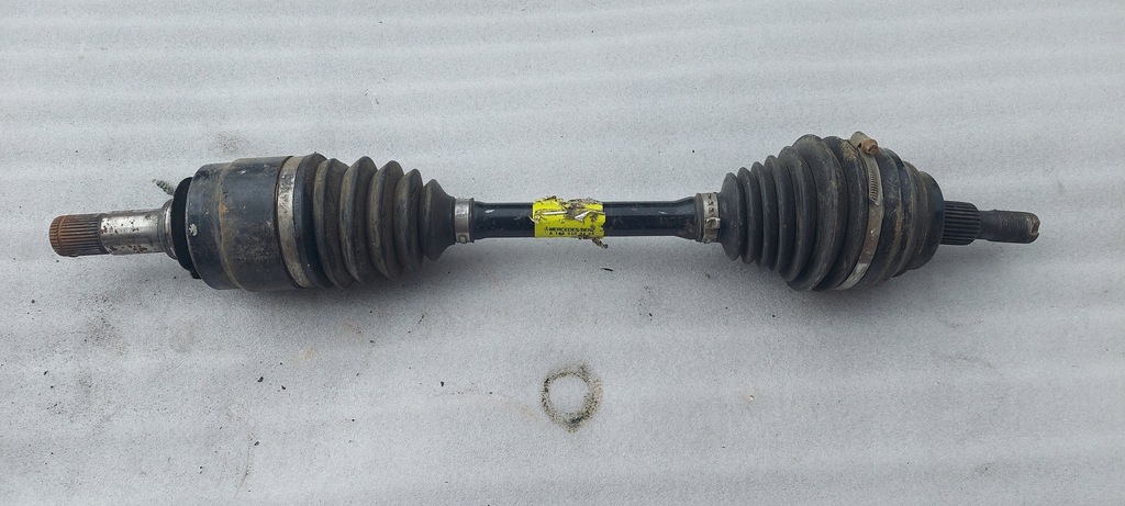 фото №1, Mercedes x166 привідний вал ліва передня a1663303400