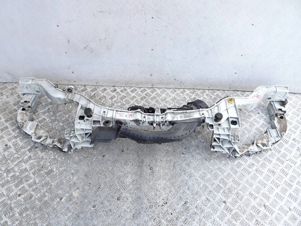 фото №7, Pas передний накладки на фары ford focus mk3 5b