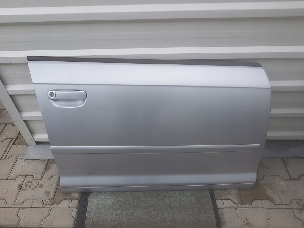 фото №1, Audi a3 8p 04-12r двері праве перед sportback