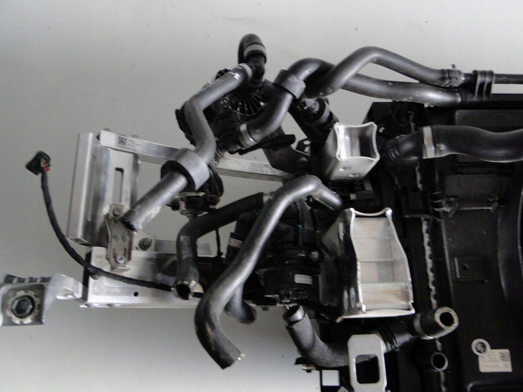 фото №11, Mercedes c w206 206 pas передний усилитель amg комплект радиатор вентилятор