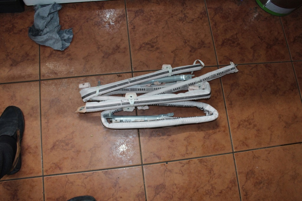 фото №1, Opel astra k шторка безпеки права lub ліва sw оригінал 21rok