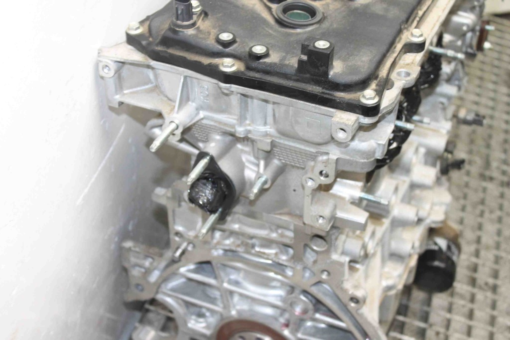 Двигун toyota c-hr _x1_ 2zrfxe 1.8l hybrid 90kw 2021 Недорого