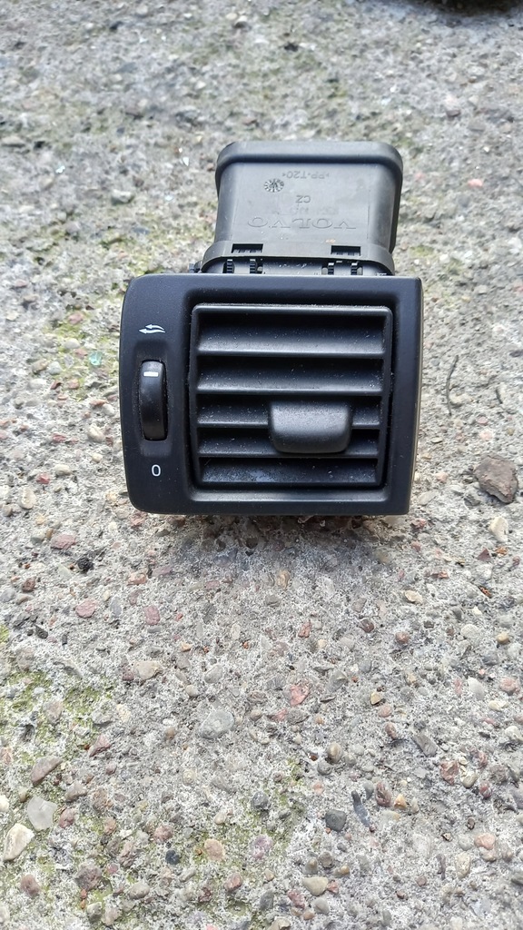 фото №1, Решётка обдув правая volvo c30 08r