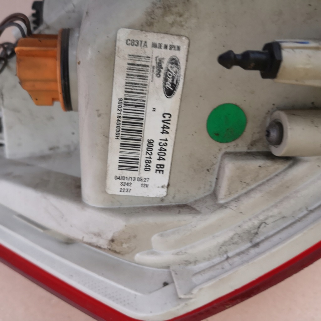 Ford kuga mk2 13- фара задняя правый  w крыло led оригинал Недорого