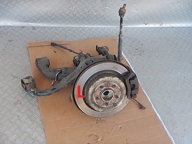 фото №1, Land rover discovery 4 iv 3.0 sdv6 поворотний кулак задня l