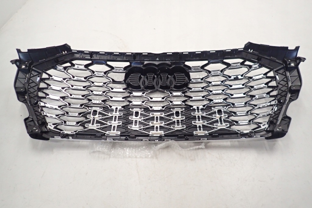 Audi q3 83f решётка радиатора решётка  радиатора 83f853651 Недорого