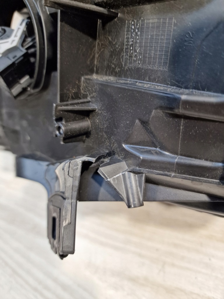 Mini cooper f56 f55 рестайлінг  ліва фара full led Ціна