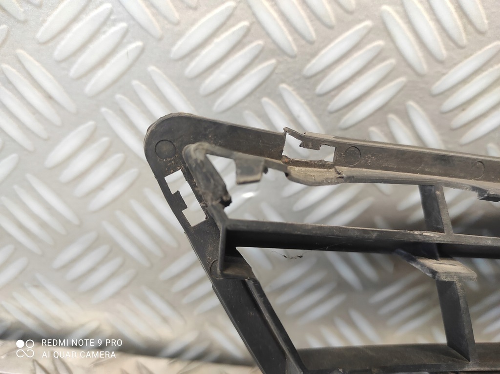 фото №10, Решітка середня бампера передній opel corsa d