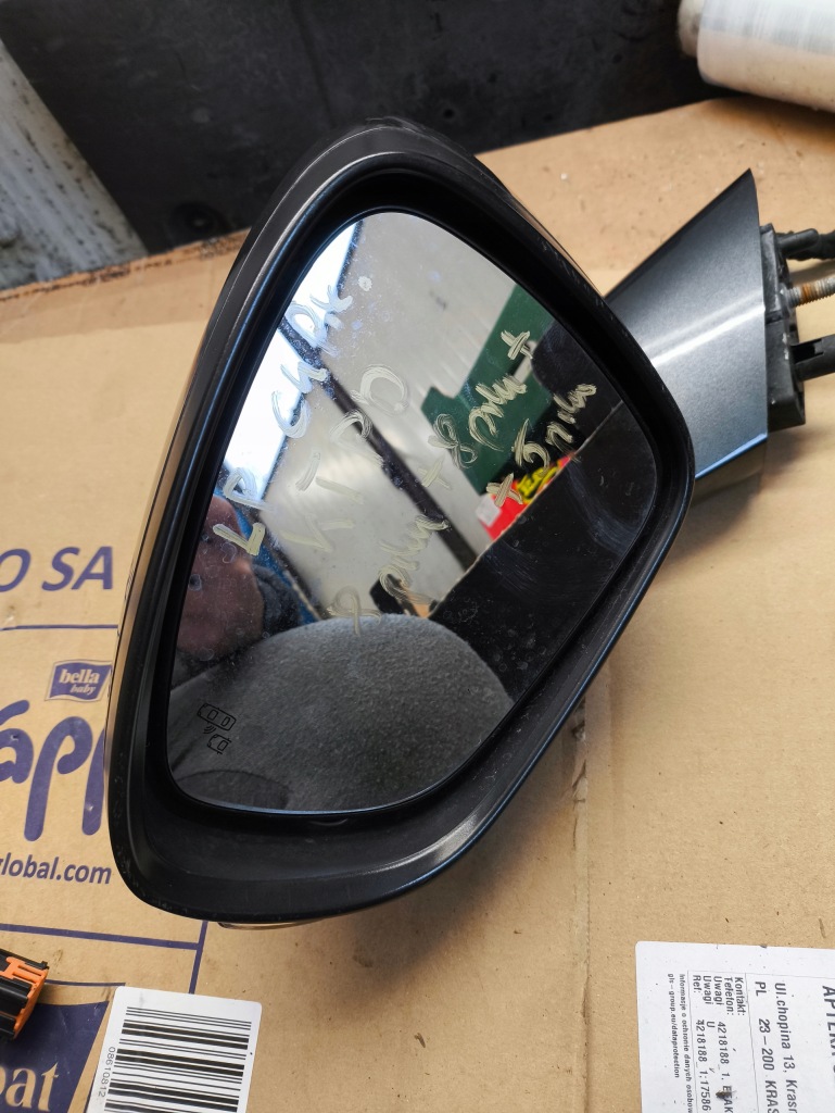 Купить Citroen c4 grand picasso зеркало citroen c4 picasso левая 8 + 8+5 pin ?