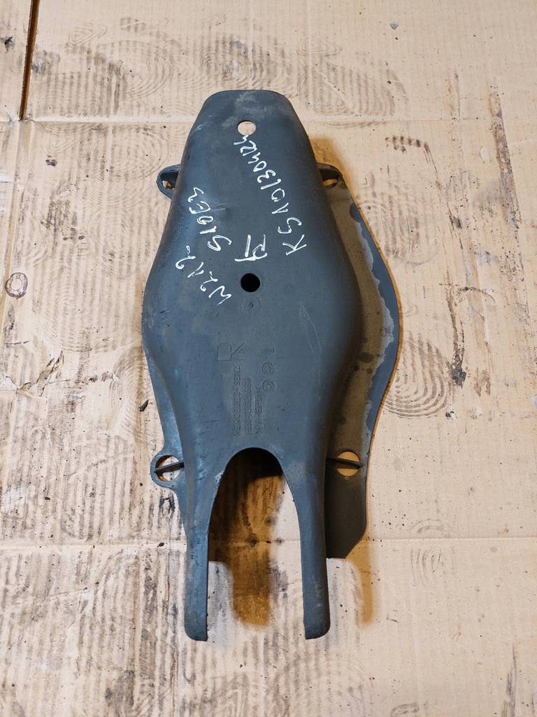 фото №1, Защита рычага правый задняя mercedes w212