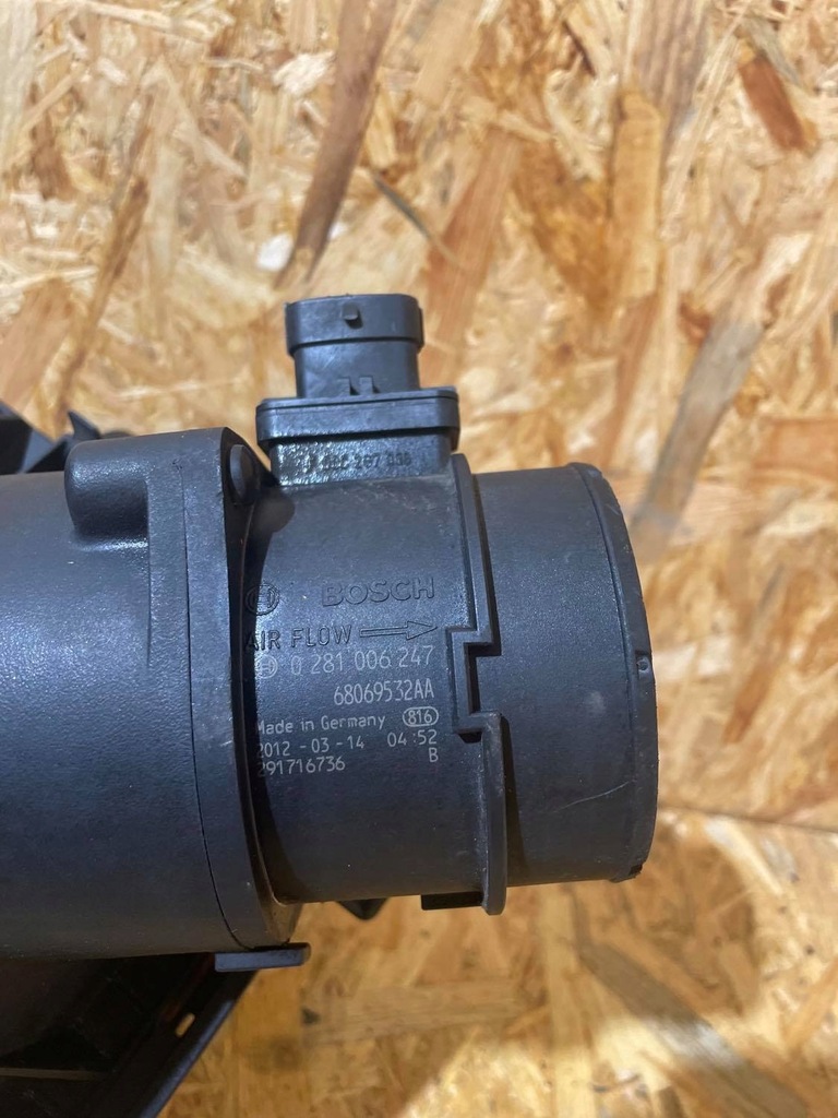 фото №5, Корпус фильтра воздуха jeep grand cherokee wk2