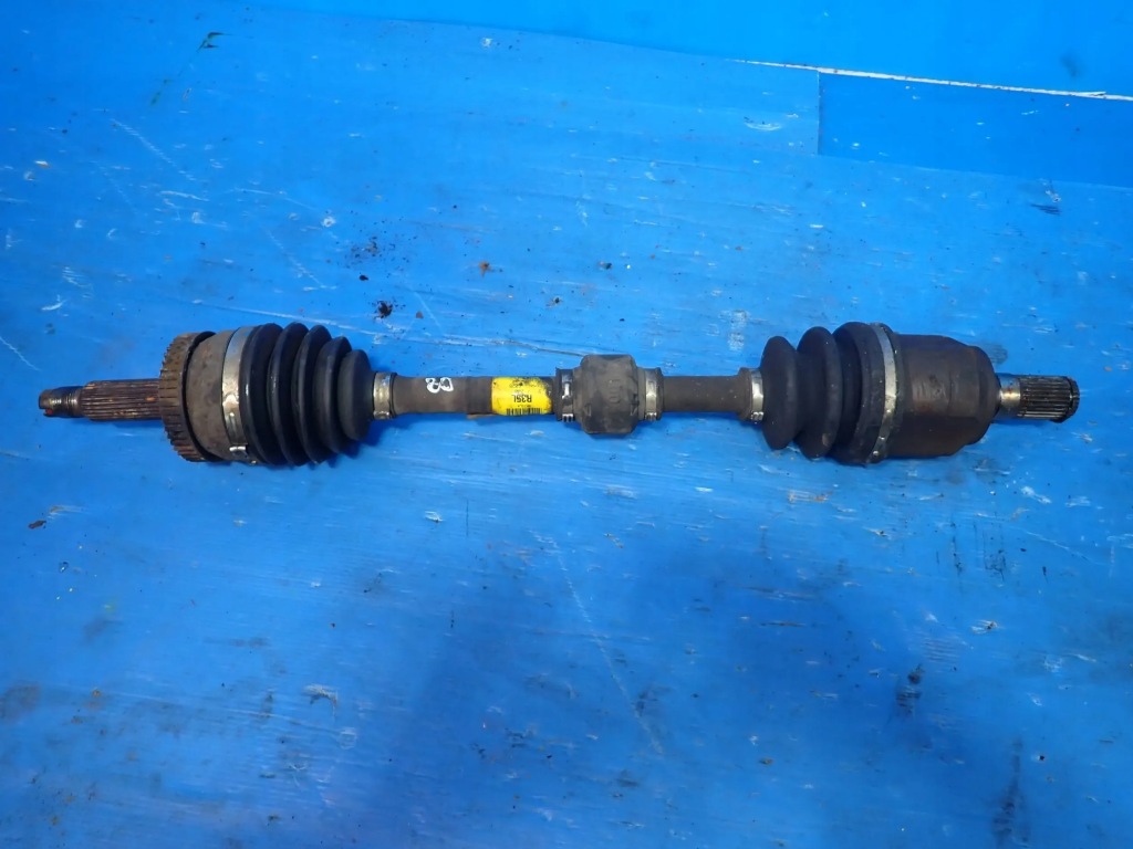 фото №1, Приводной вал левая перед передняя kia carens 1.7 crdi 49500-a4350