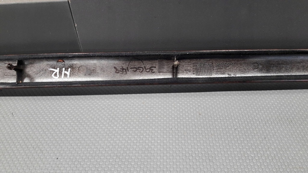 фото №9, Молдинг дверь правый задняя volvo s80 drewno