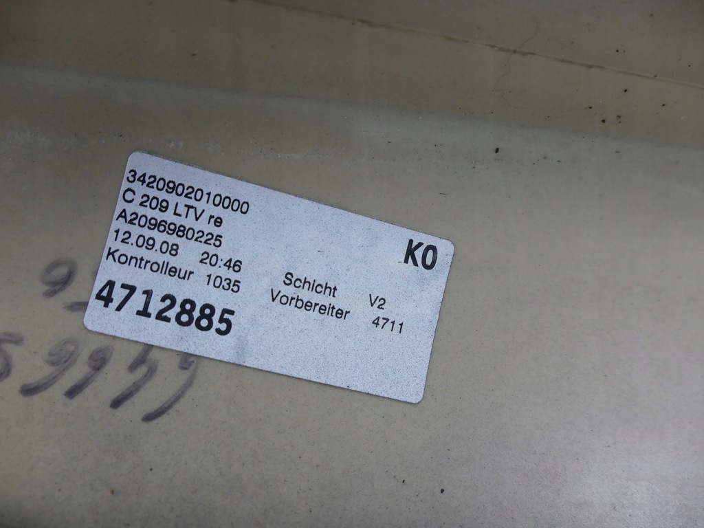 фото №13, Mercedes w209 c209 lift amg молдинг порог правая цвет 197