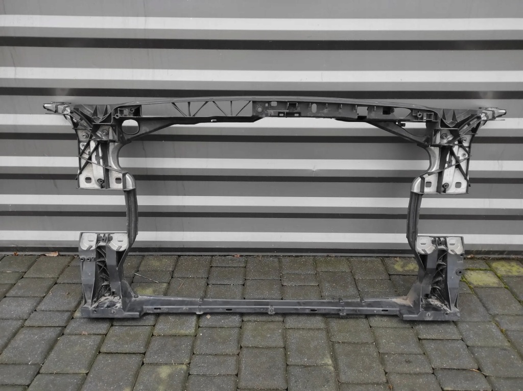 фото №1, Pas передний перед усилитель audi a4 b9 8w