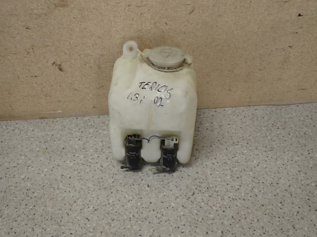 фото №2, Daihatsu terios i 00- бачок омывателя