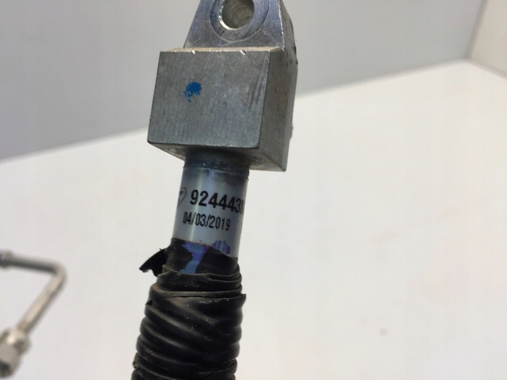 фото №3, Nissan leaf ii 2 шланг кондиционера трубка