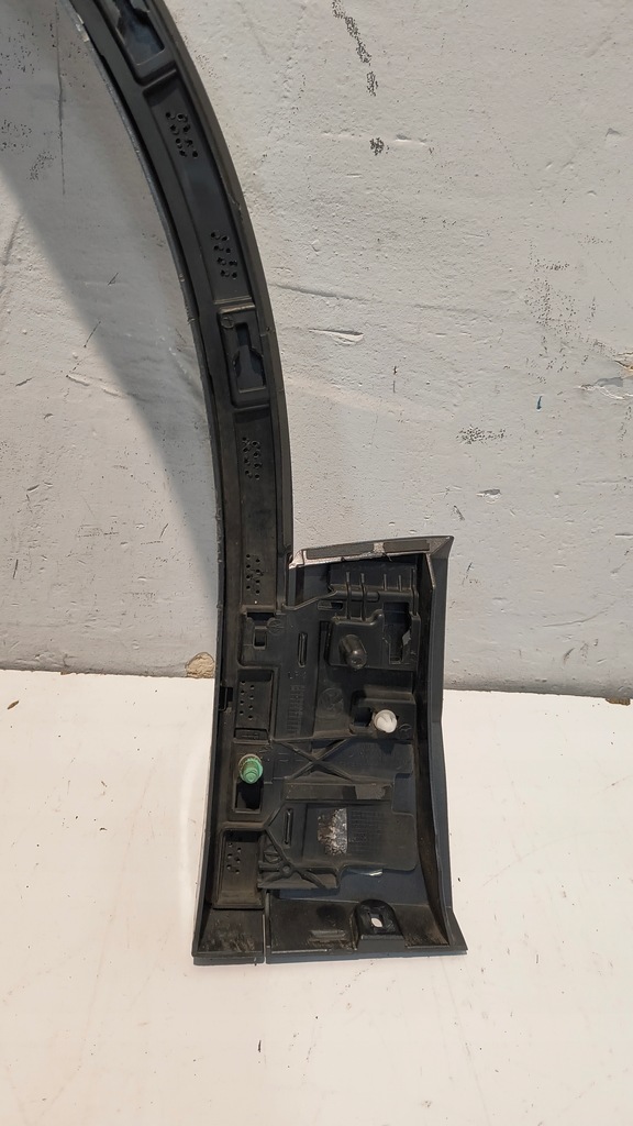 фото №10, Молдинг крила накладка правий перед volkswagen touareg iii 760