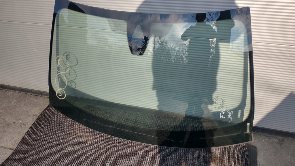 фото №1, Bmw 2 f44 стекло передняя перед лобовое 7475976