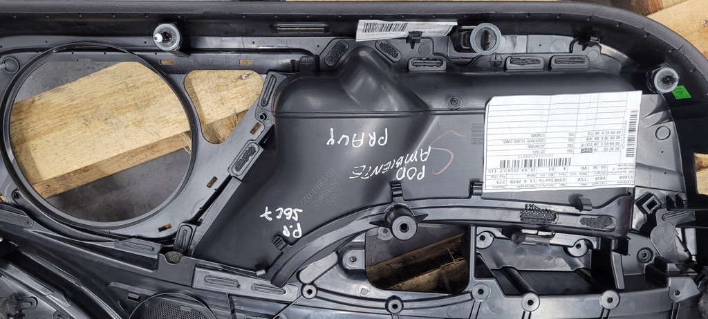 фото №12, S6 c7 4g lift a6 обшивка двері правий перед alcantara ambiente