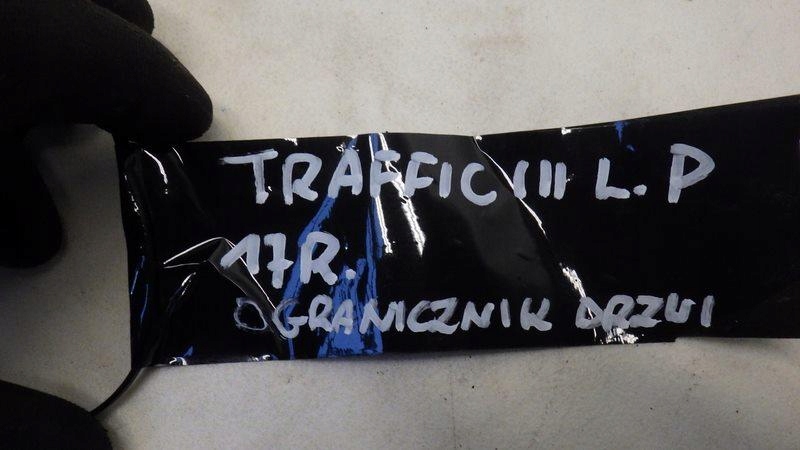 фото №8, Ограничитель дверь левый перед trafic vivaro iii b