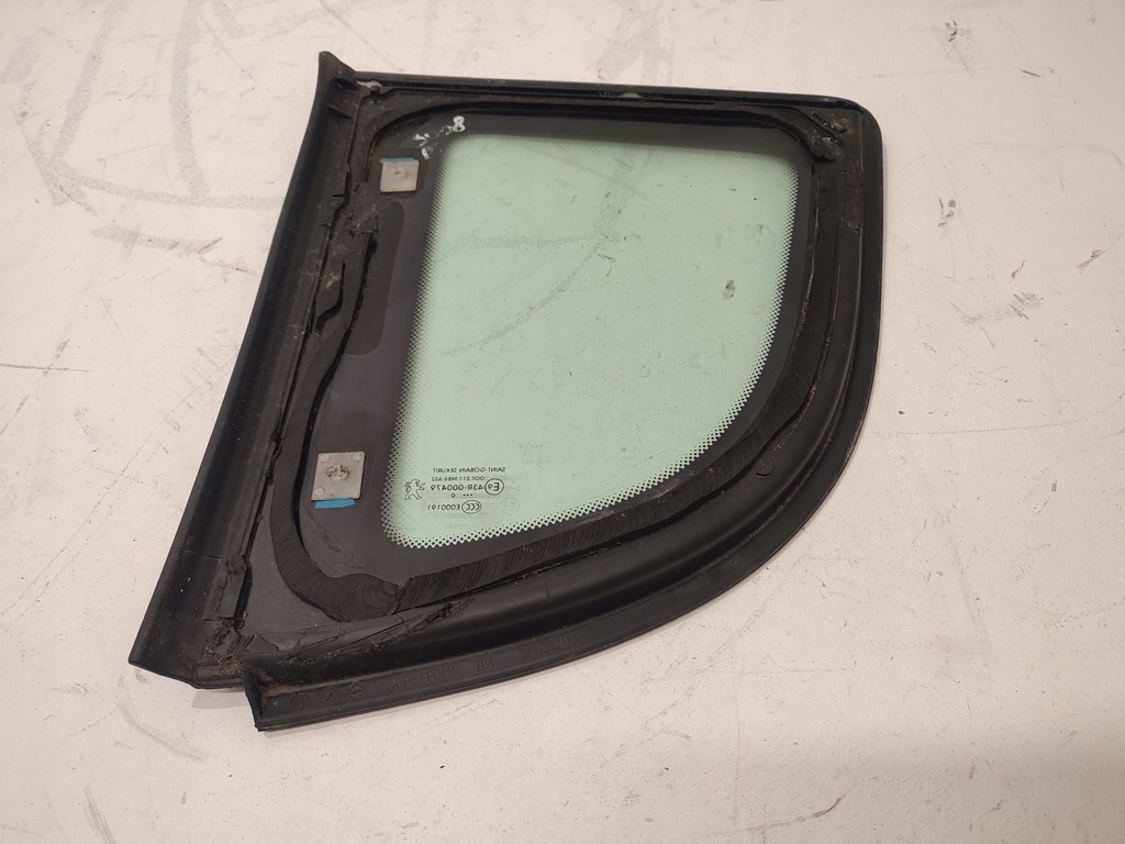 фото №10, Peugeot 3008 i стекло кузовная правый задняя 10r