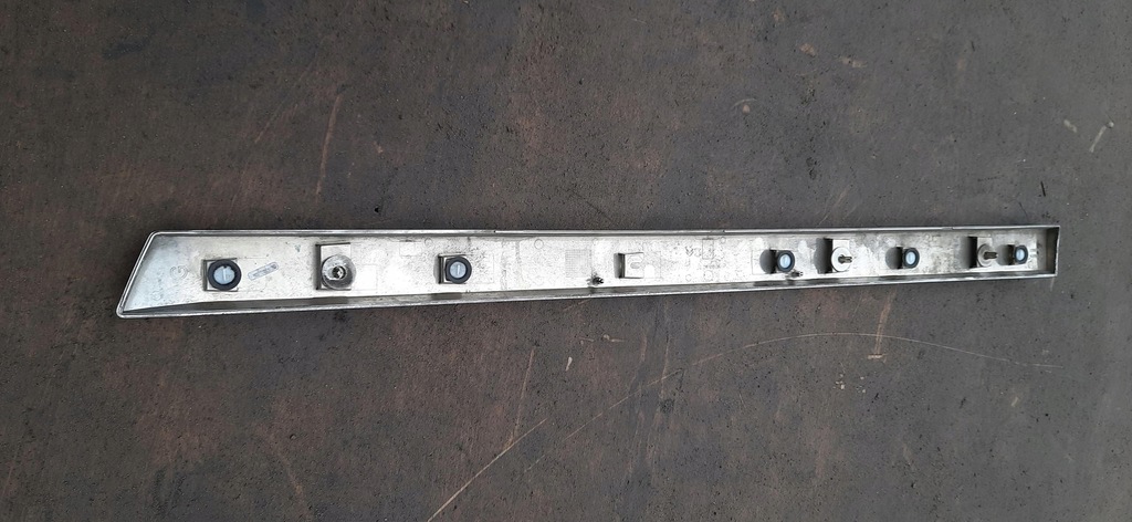 фото №6, Молдинг декоративная дверь левый перед 2008 i 9806391777