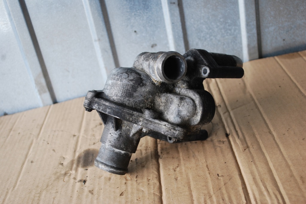 фото №1, Насос wody audi a8 d3 4.2tdi 057121014e