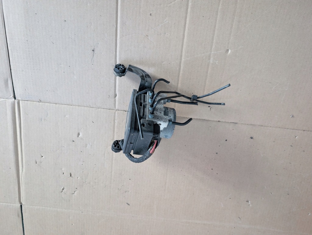 фото №1, Насос тормозная abs bmw f20 f23 6897114