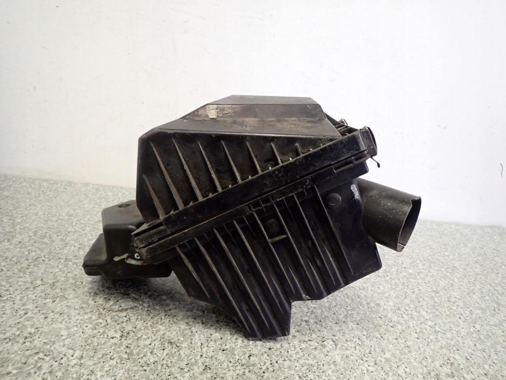 фото №1, Nissan almera n16 03-06 корпус фильтра воздуха