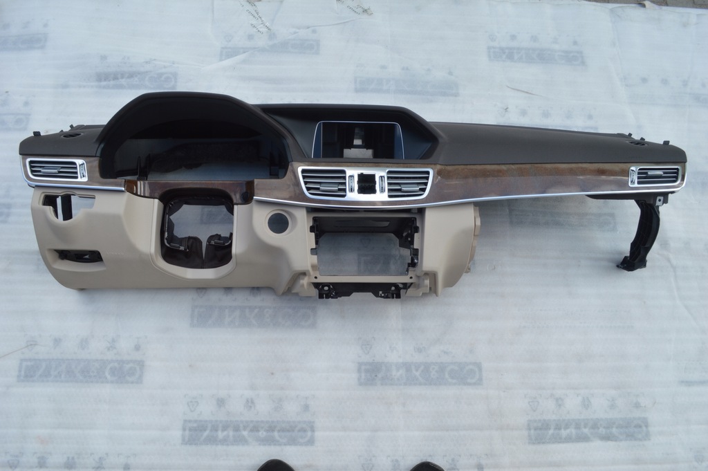 фото №8, Консоль приборная панель mercedes w212 lift