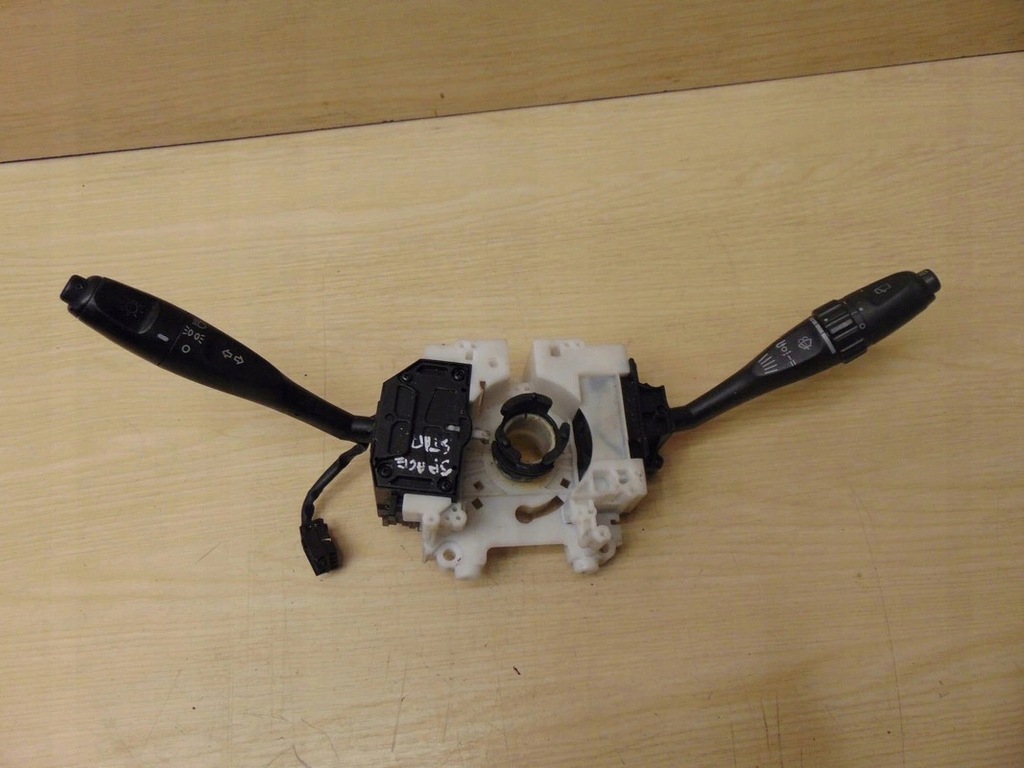 фото №1, Переключатель комбинированный mitsubishi space star ксенон