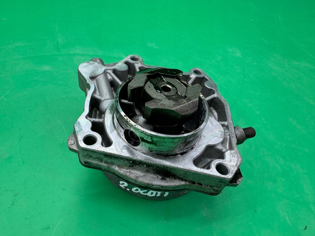 Вакуум вакуум насос вакуумная 55205446 opel astra j iv 2.0 cdti 09- Киев
