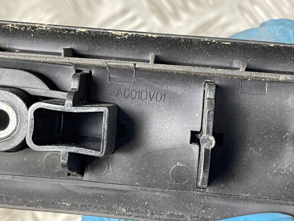 Peugeot 2008 1 2017 рейлінги дахові Доставка