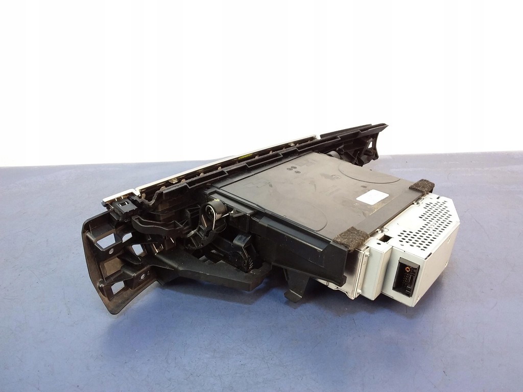 фото №5, Bmw 7 f01 f02 чейнджер бардачок карман 9119798