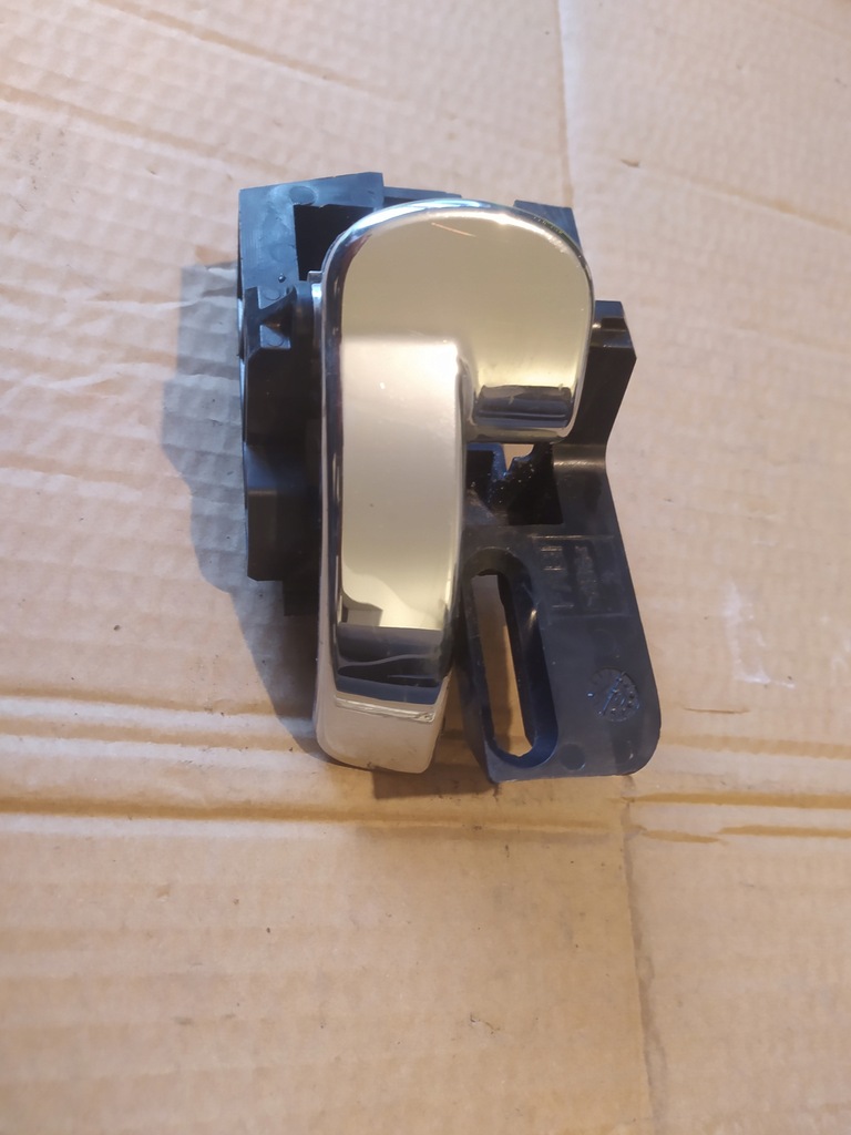фото №1, Ручка внутрішня лівий перед nissan qashqai i j10 2006-2009
