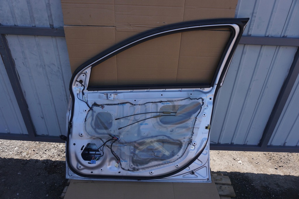 фото №15, Mitsubishi lancer viii дверь правое передние a31 5700a558 стекло серебристый