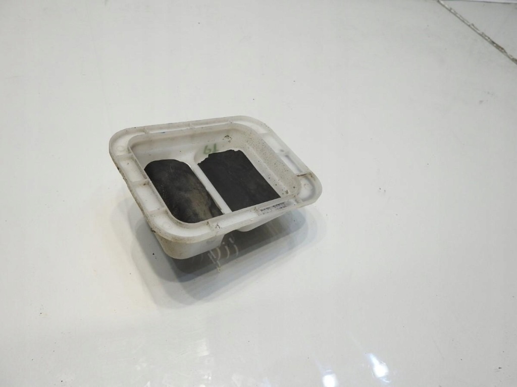 фото №6, Решётка вентиляционная правый задняя nissan x-trail t30 768058h300 768045u300