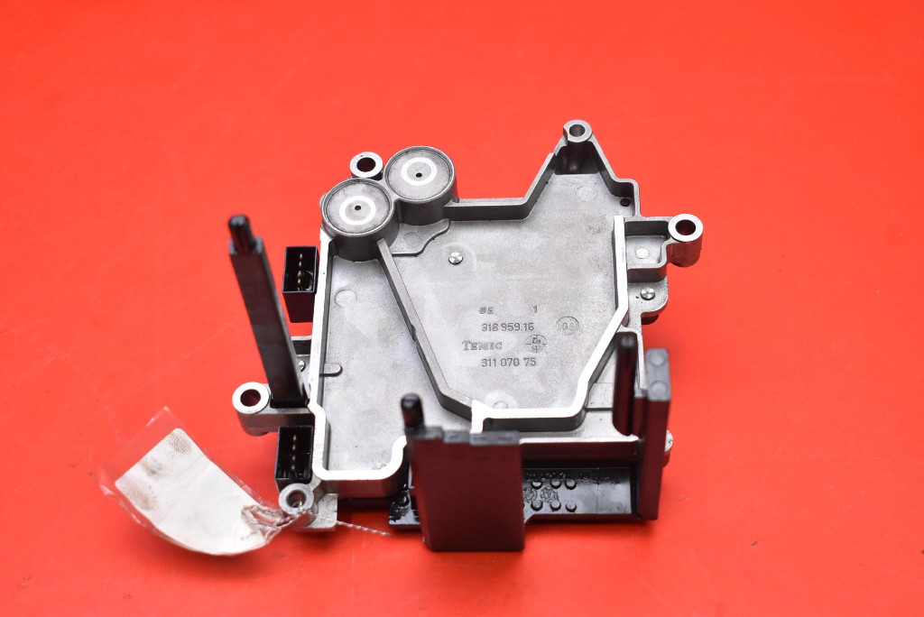 Блок керування коробки передач автоматична коробка передач 31995916 audi a4 b6 2.0 20v 130 km 00-05 в Україні