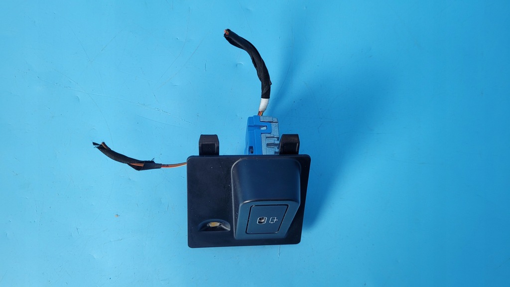 фото №10, Bmw x3 g01 lci sdrive30i 23r 2.0b роз'єм вхід з'єднувач port usb 8711940