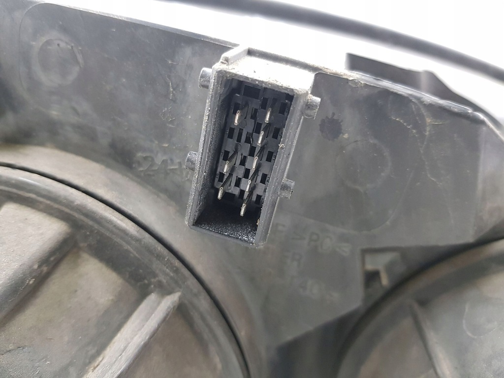 фото №7, Peugeot 307 2002 ліва сторона лампа передня