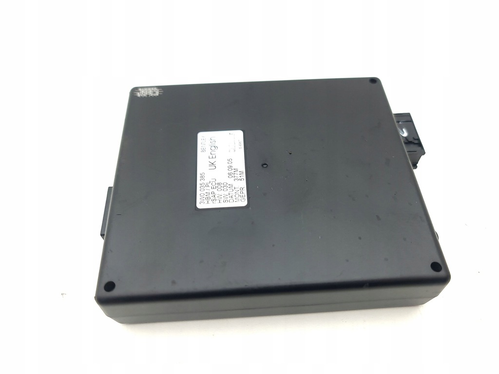 фото №5, Bentley flying spur 2006 модуль bluetooth 3w0035385