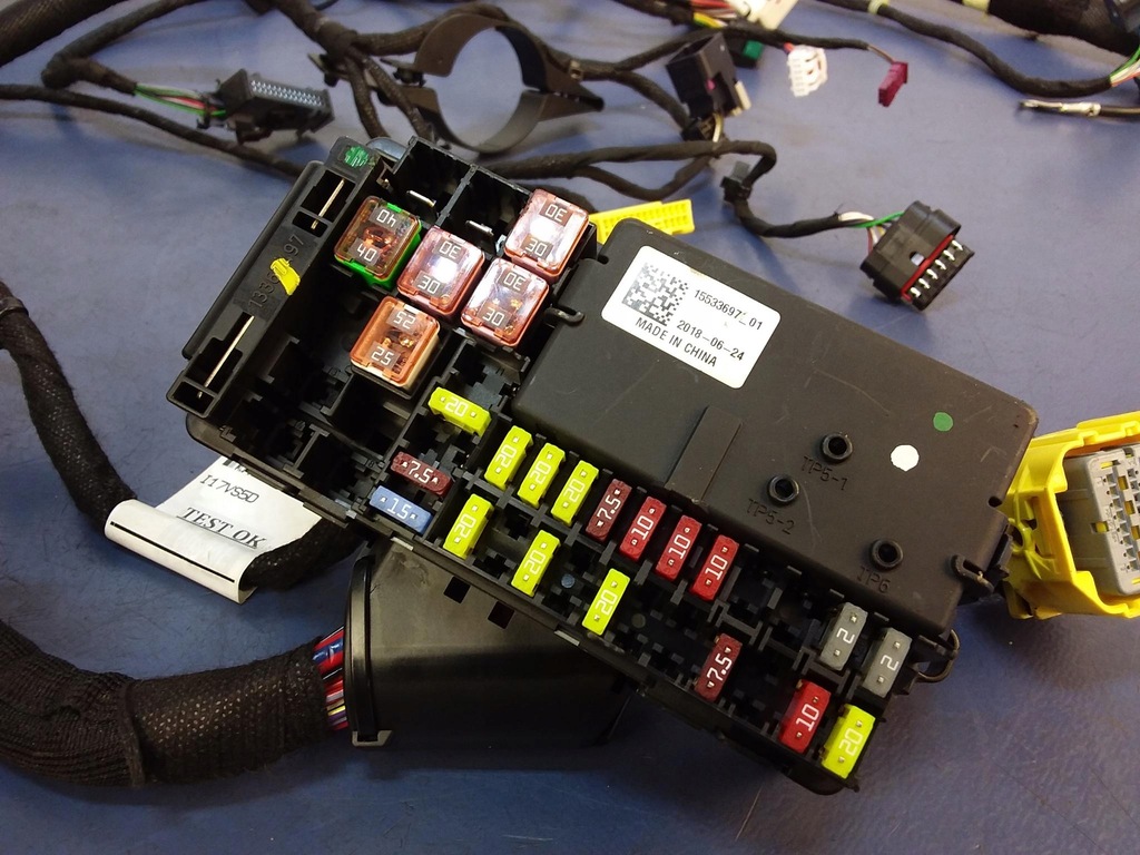 фото №4, Opel astra v електропроводка джгут навігації 39172113