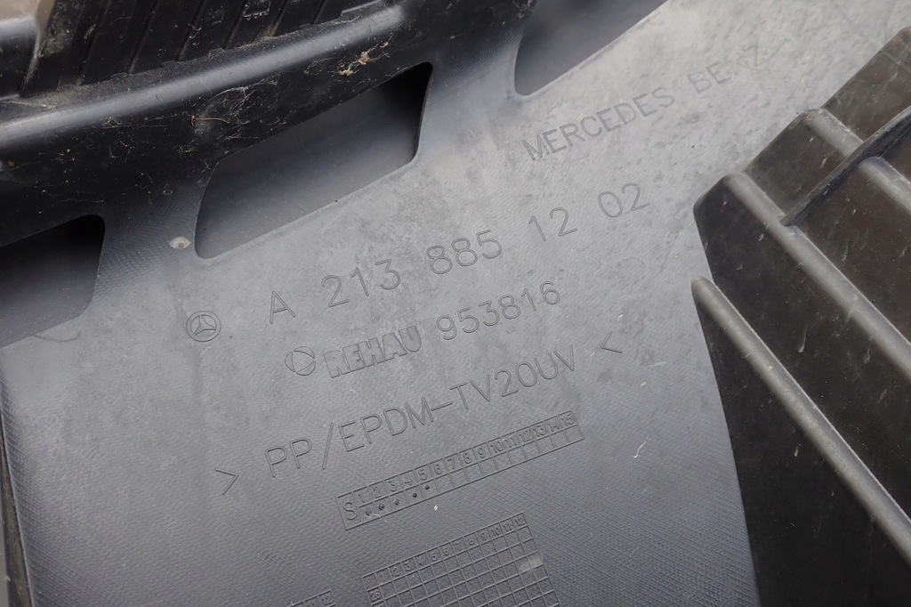 фото №13, Mercedes w213 all-terrain 17- бампер перед передний a2138850902 a2138851202