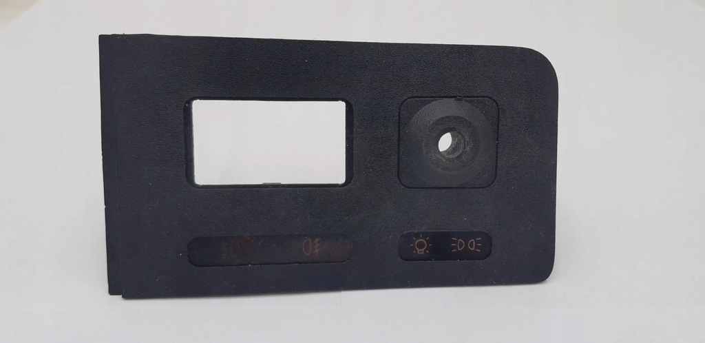 фото №7, Bmw 3 e30 1989 панелі керування, перемикачі 1370655