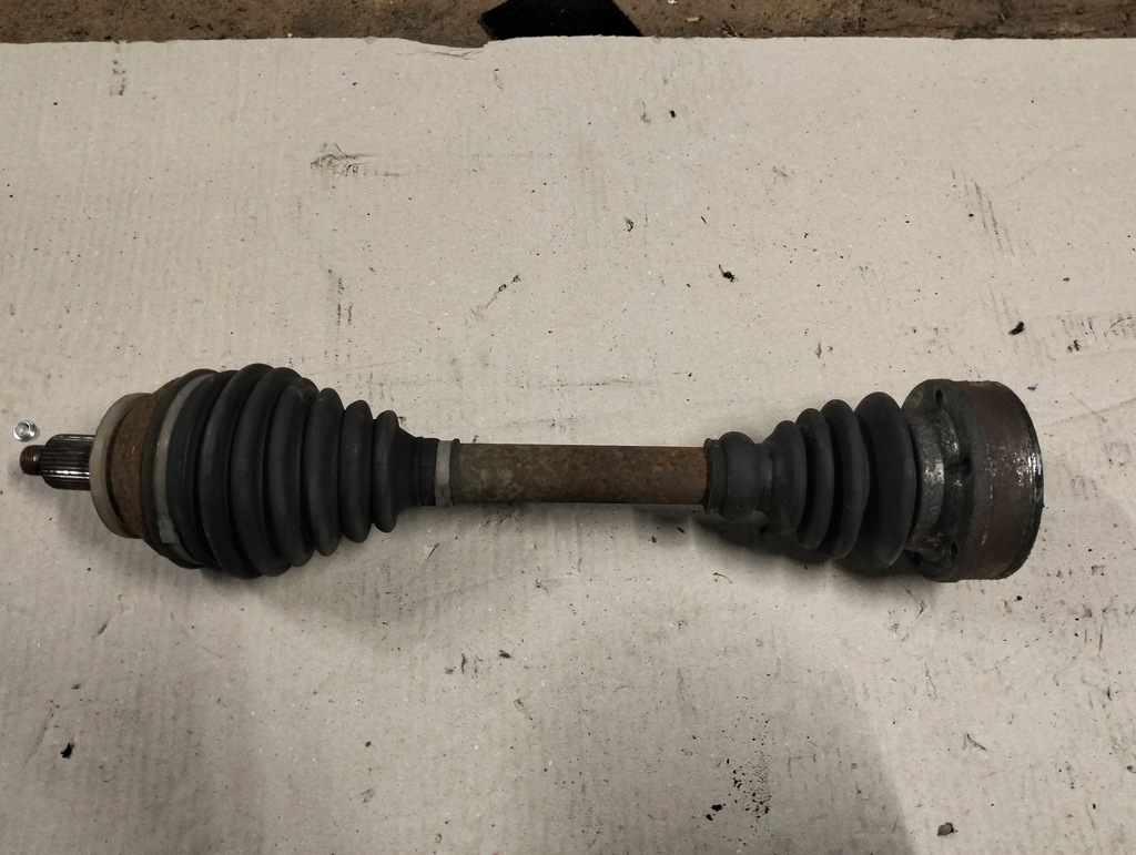 фото №1, Приводной вал приводная левая st.bdb skoda rapid 1.6tdi