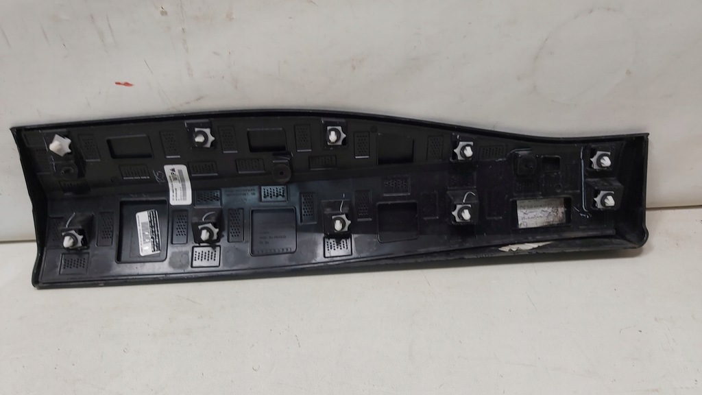 фото №15, Молдинг дверь перед задняя правая ford mustang mach-e